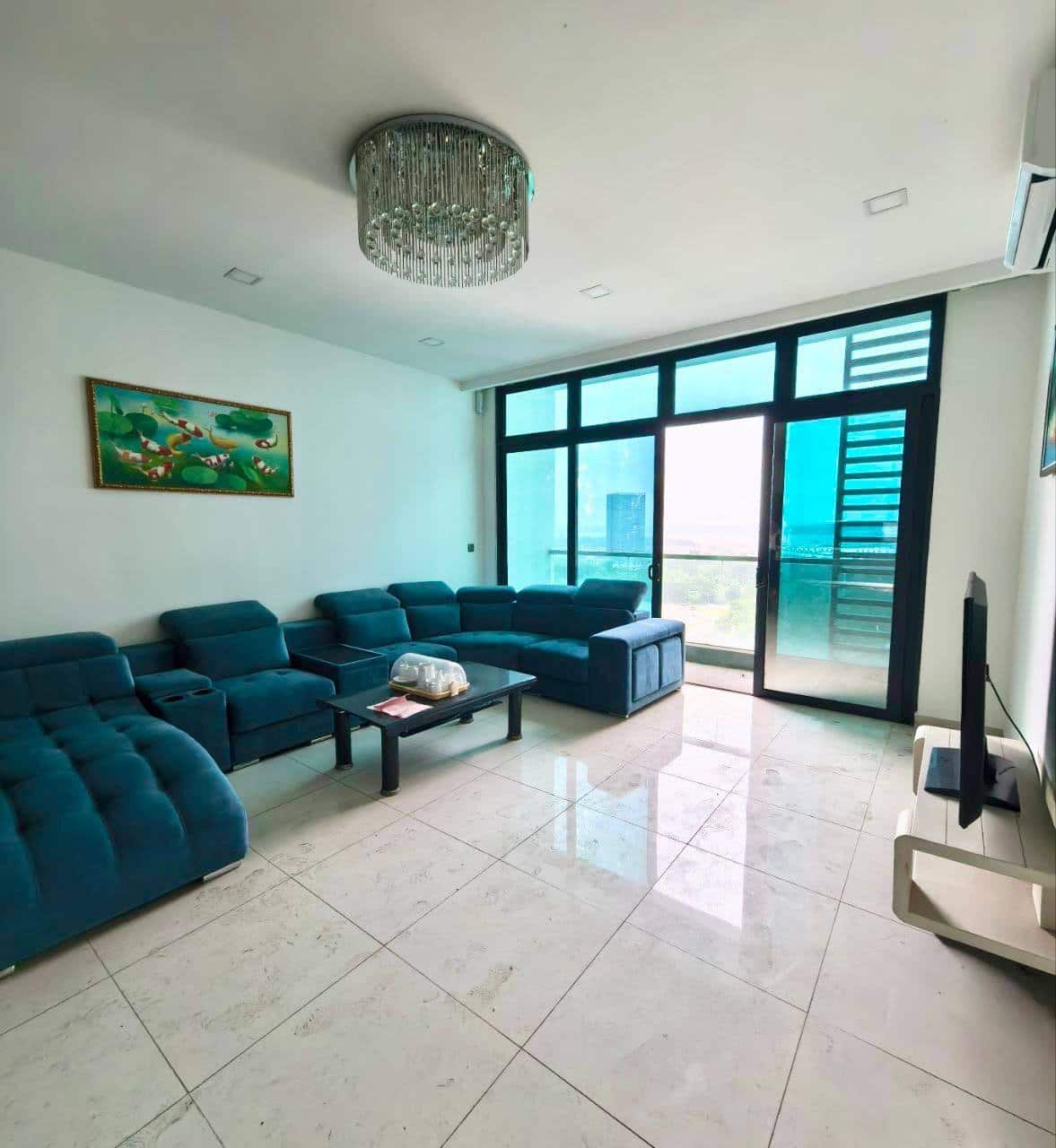 Service Apartment Green Haven 2