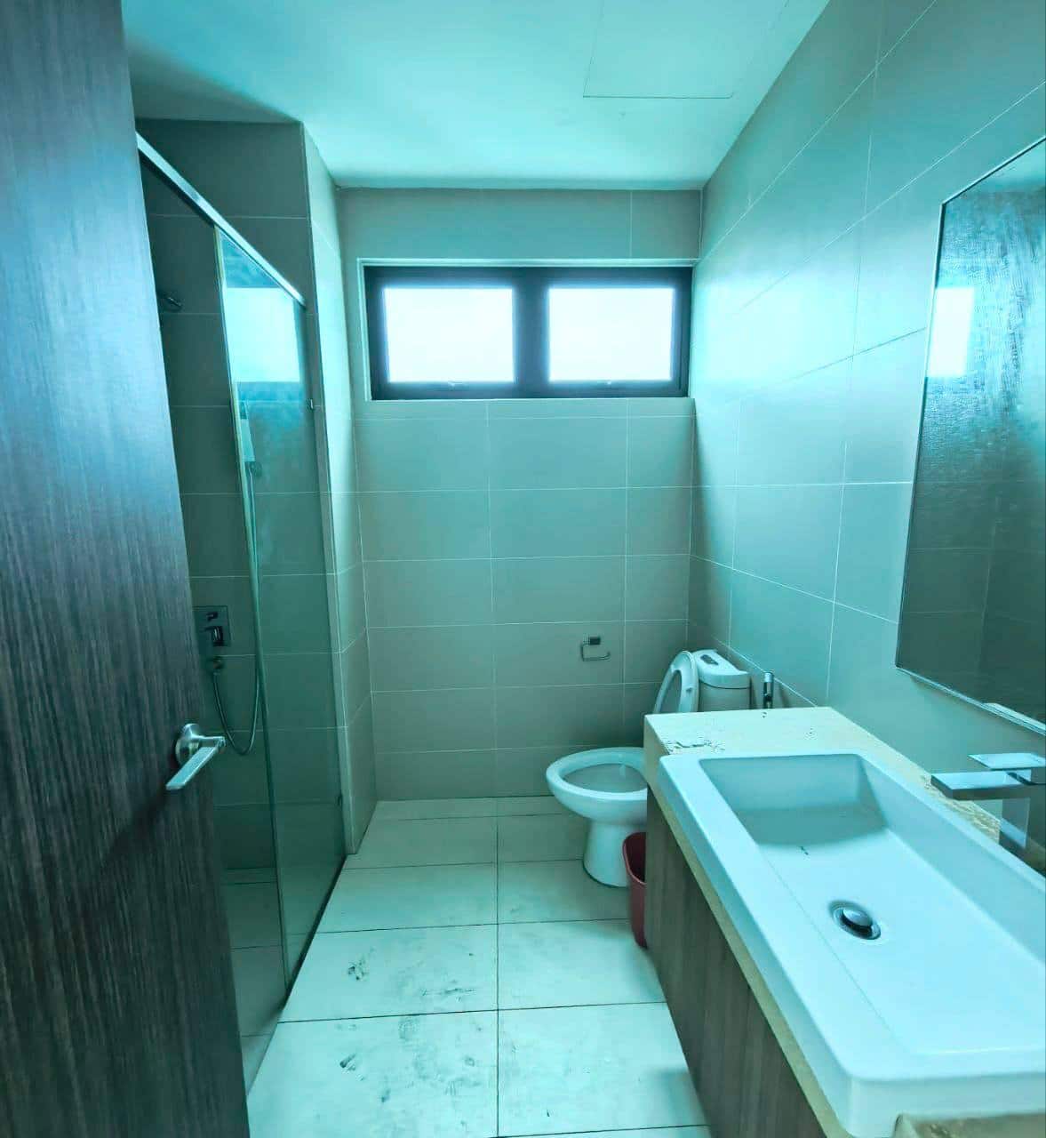 Service Apartment Green Haven 9