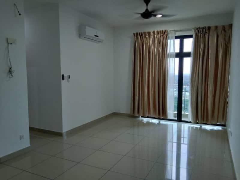 Condo D Summit Residences 3