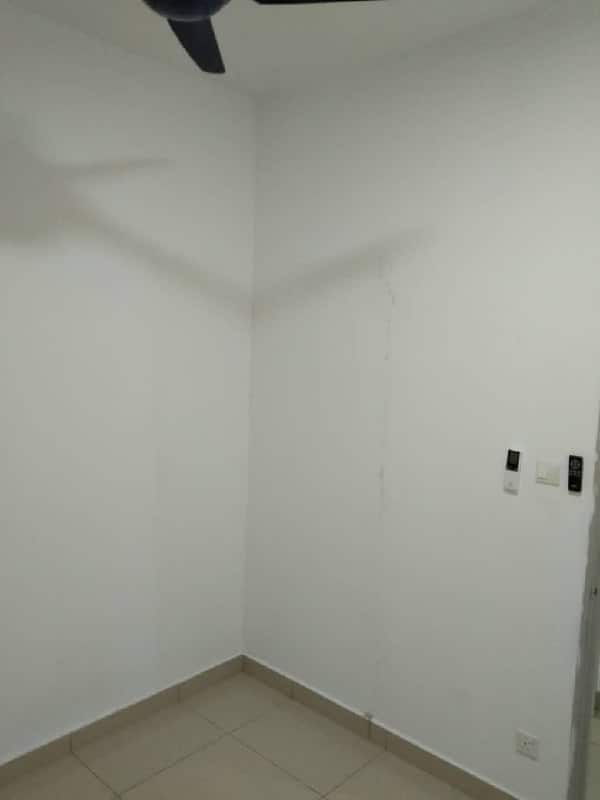 Condo D Summit Residences 6