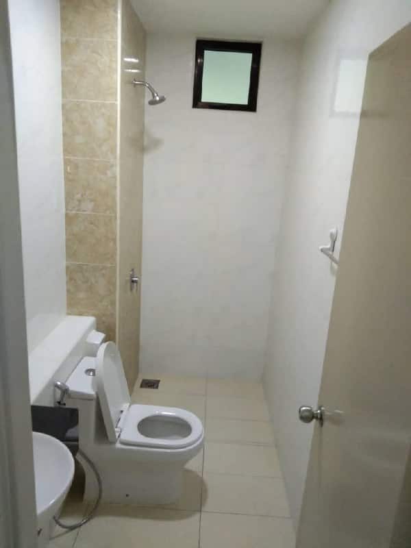 Condo D Summit Residences 10