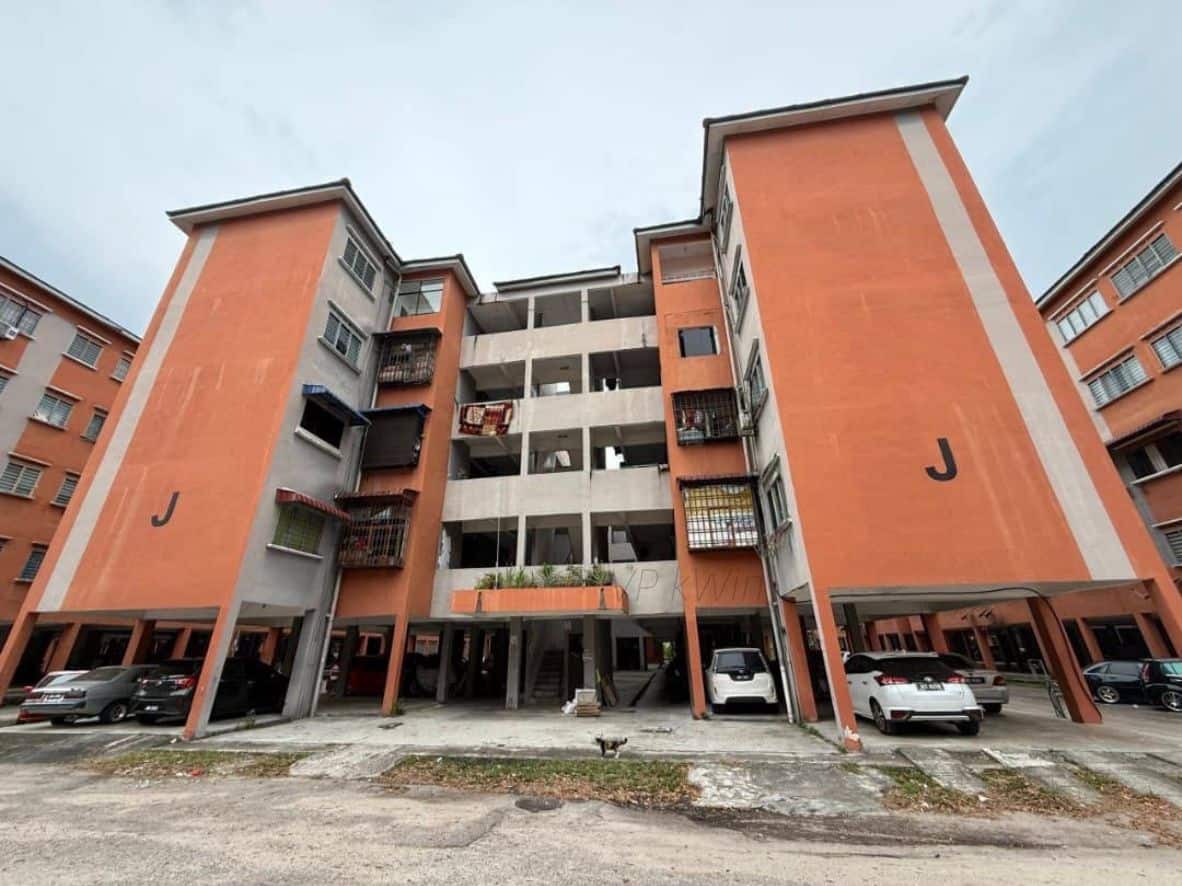 Low Cost Flat Taman Pulai Utama 2