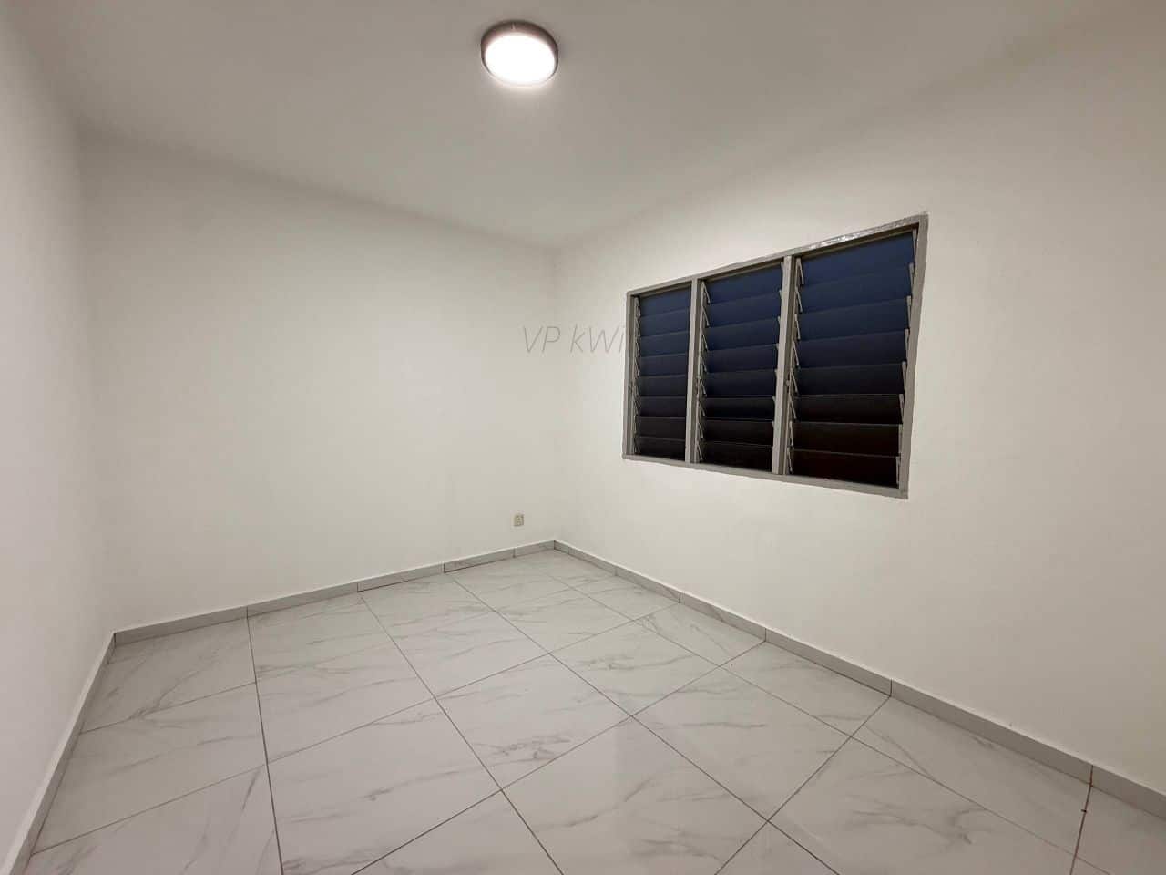 Low Cost Flat Jalan Tasek 64, Seri Alam 6