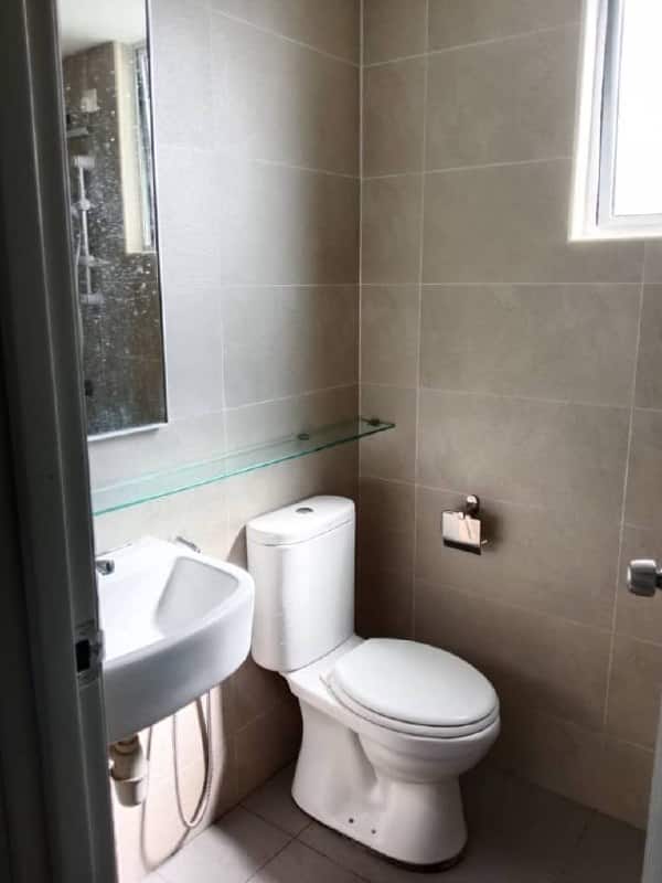 Apartment Taman Perling 10