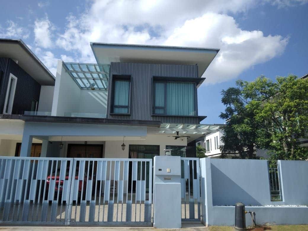 Double Storey Semi D Jln Laman Setia 1