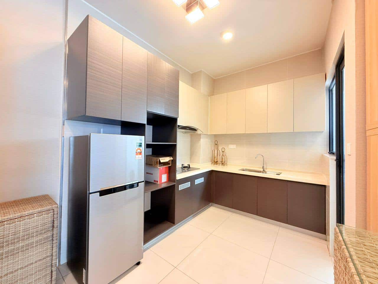 Condo Baypoint Country Garden Danga Bay 4