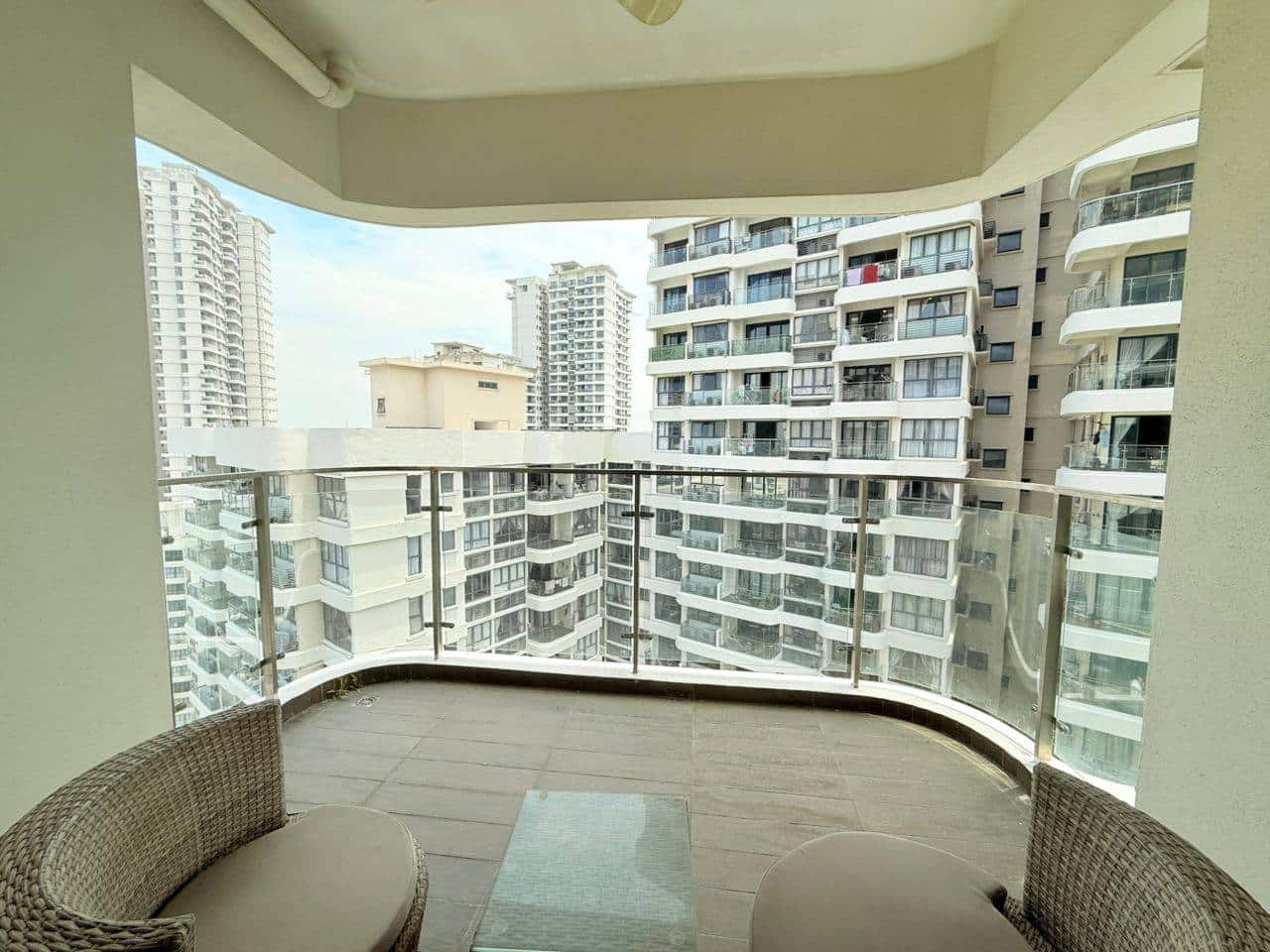 Condo Baypoint Country Garden Danga Bay 11