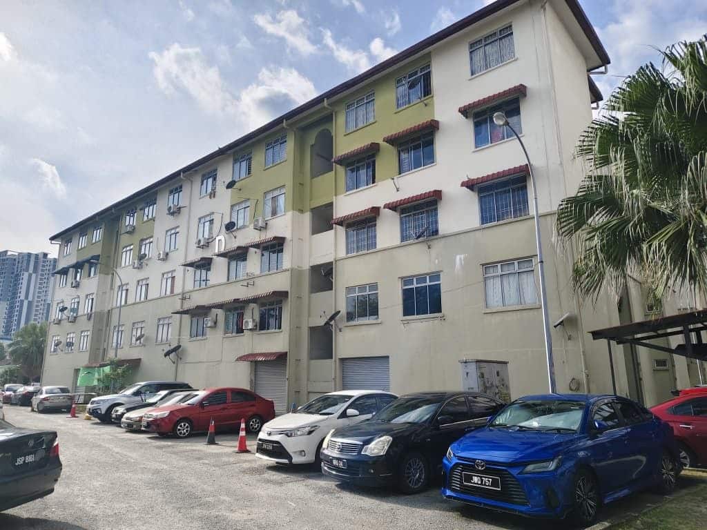 Apartment Bayu Puteri 2 1