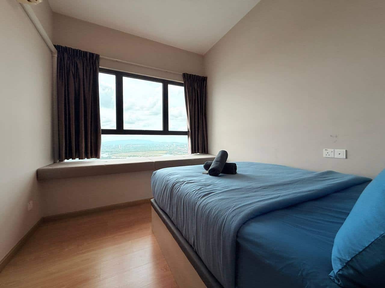 Condo Royal Strand, Country Garden Danga Bay 6