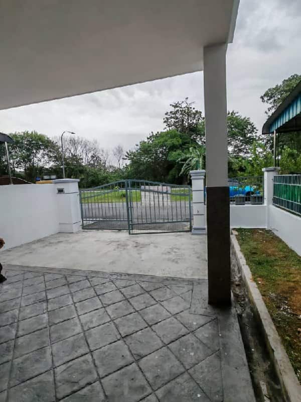 Double Storey Taman Mutiara Rini 9