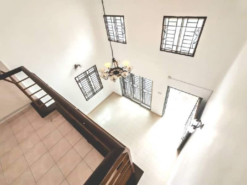 Double Storey Taman Mutiara Rini 4