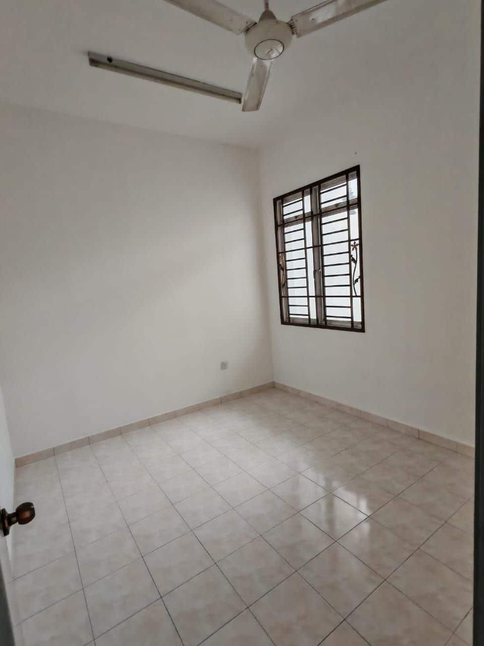 Double Storey Taman Mutiara Rini 6
