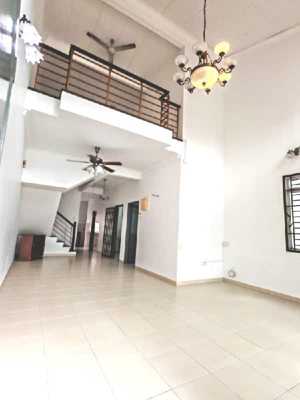 Double Storey Taman Mutiara Rini 3