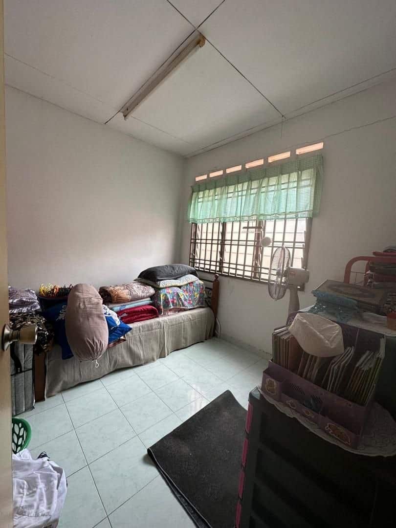 Double Storey Low Medium Cost Taman cahaya masai pasir gudang 3