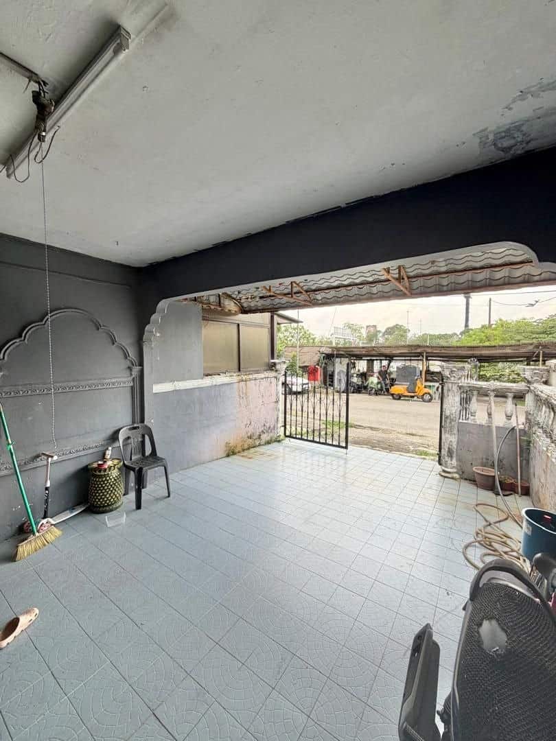 Double Storey low cost Taman Perling 3
