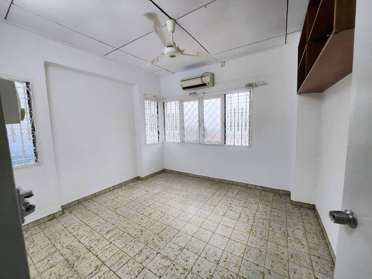 Double Storey Semi-D Taman Pelangi 7