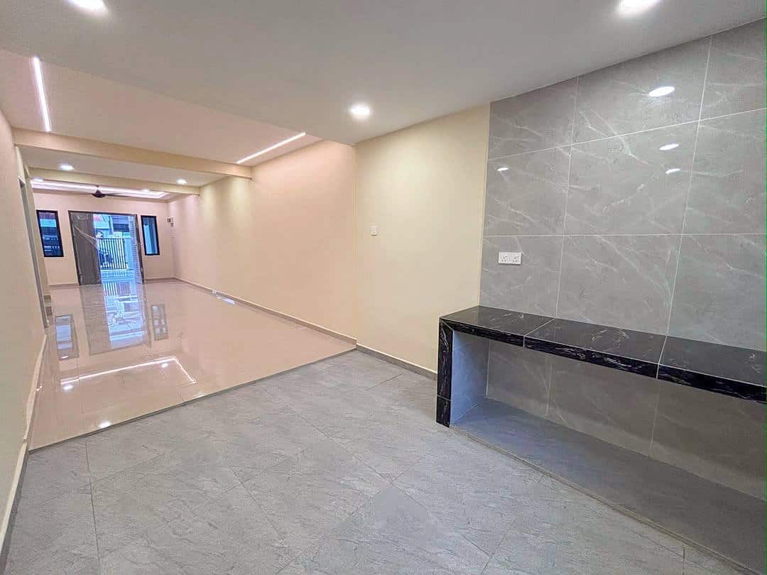 Double Storey Terrace Taman Anggerik Kempas 4