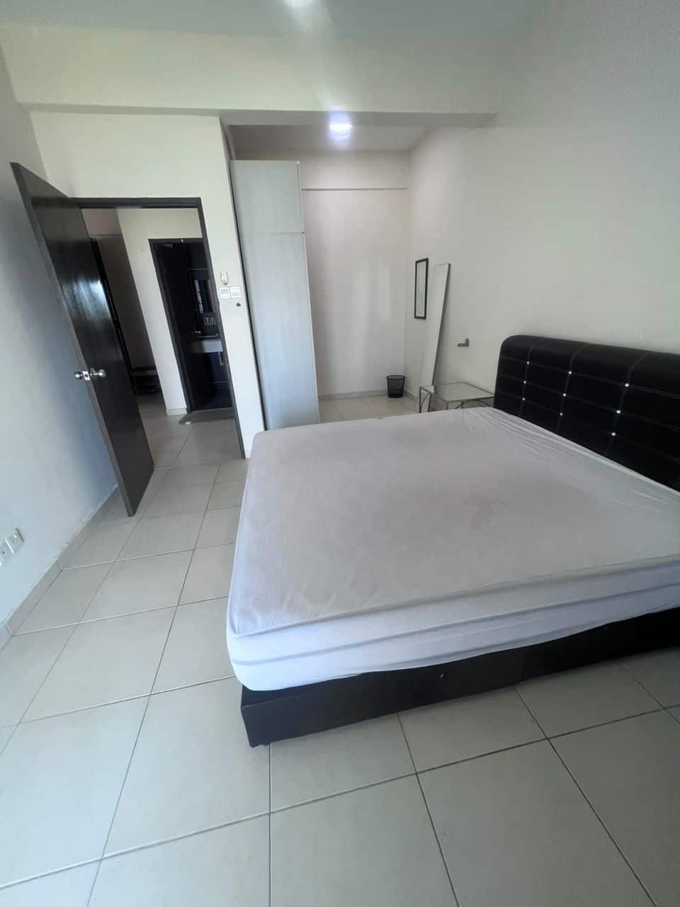 Condo The Garden Residences 7