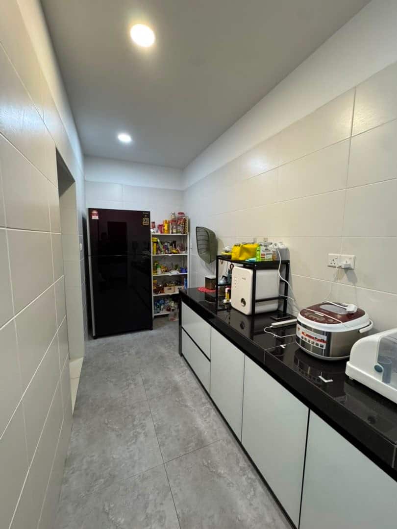 Double Storey Terrace House Glenmarie 8