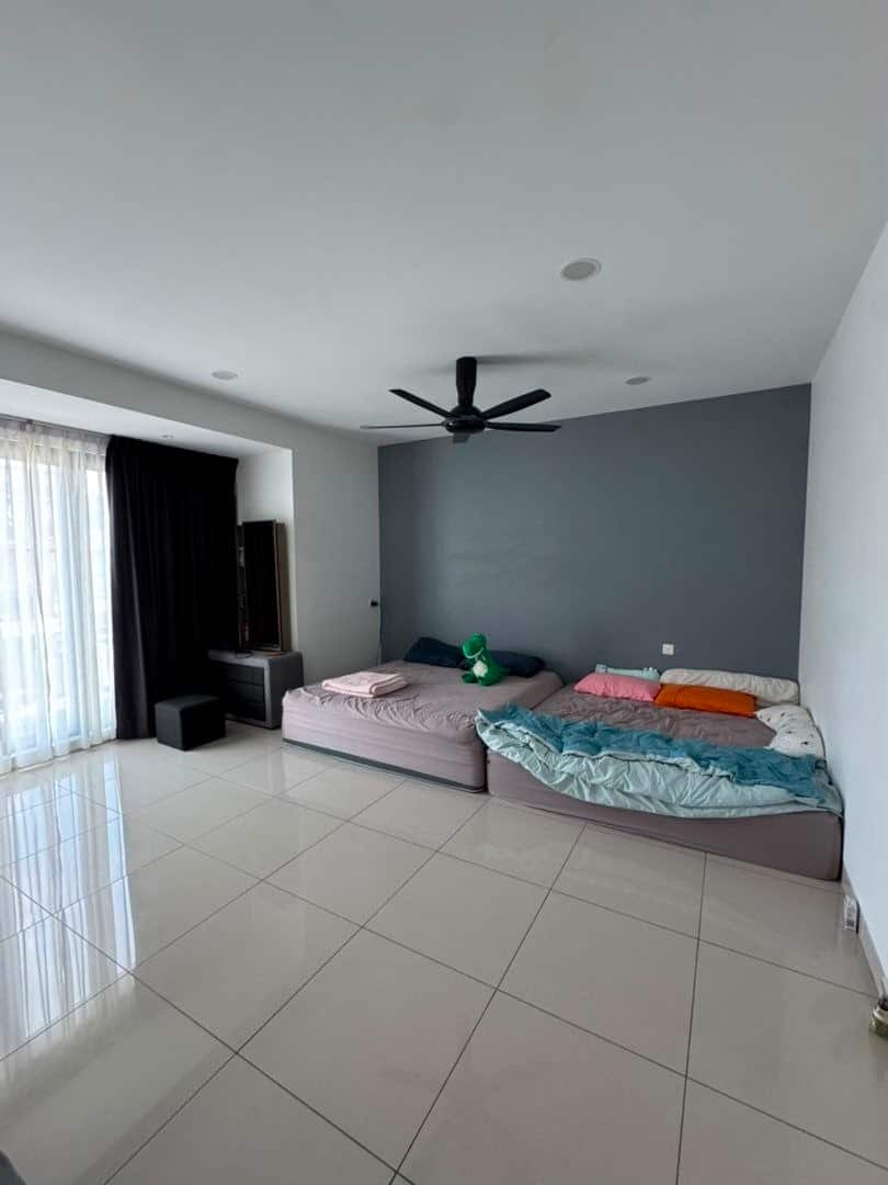 Double Storey Terrace House Glenmarie 5