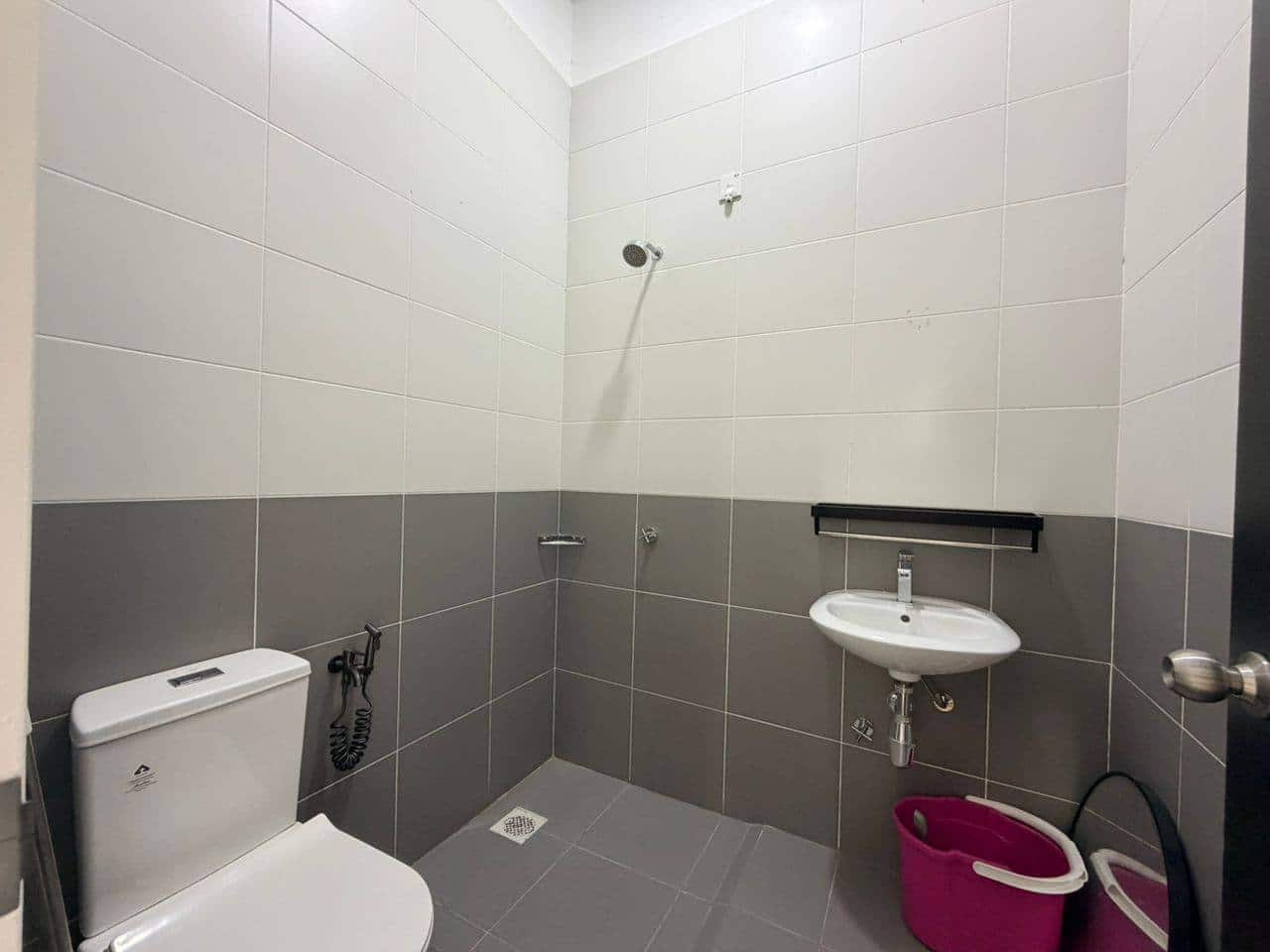 Double Storey Terrace Eco Botanic 11