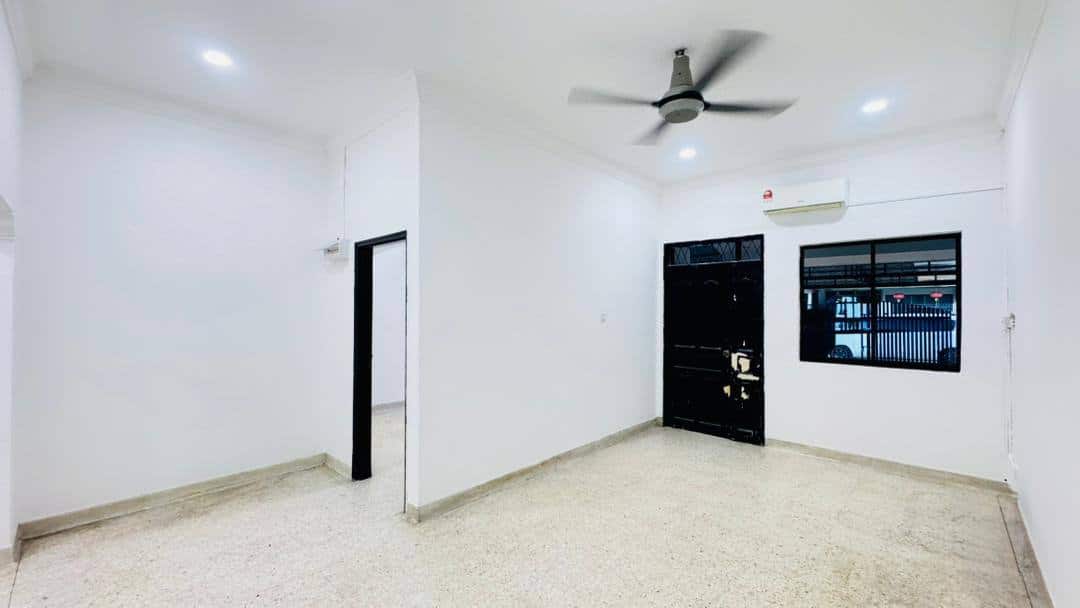 Double Storey low cost Taman Perling 4