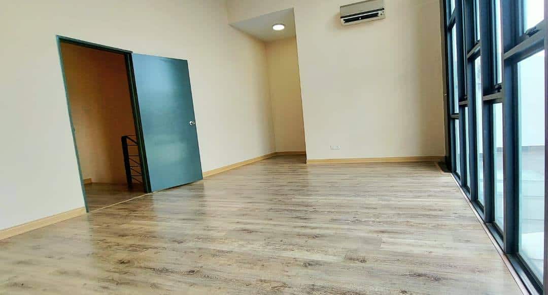 Flat Taman Putri Kulai 5