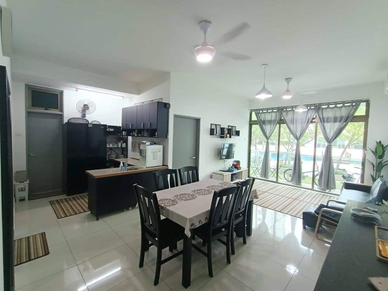 Block A Persiaran Tanjung Apartment 2