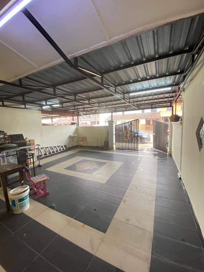 Low Cost Flat Taman Pelangi Indah 5