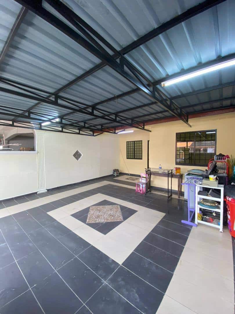 Low Cost Flat Taman Pelangi Indah 4