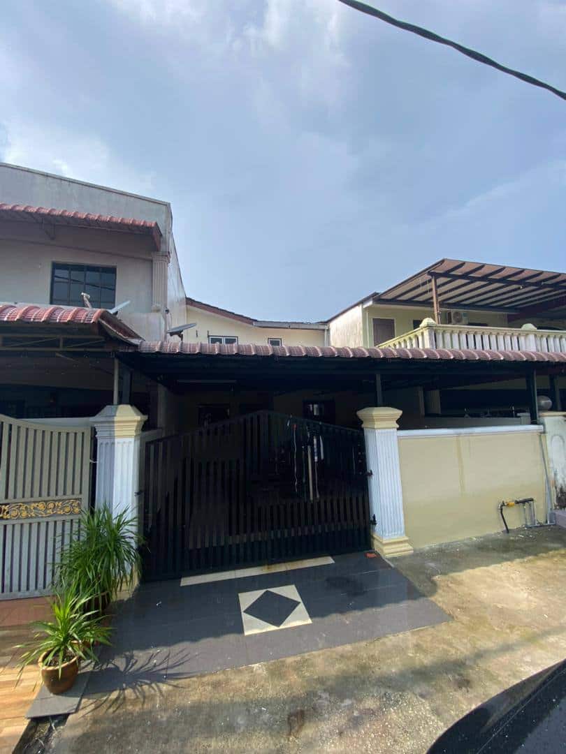 Low Cost Flat Taman Pelangi Indah 1