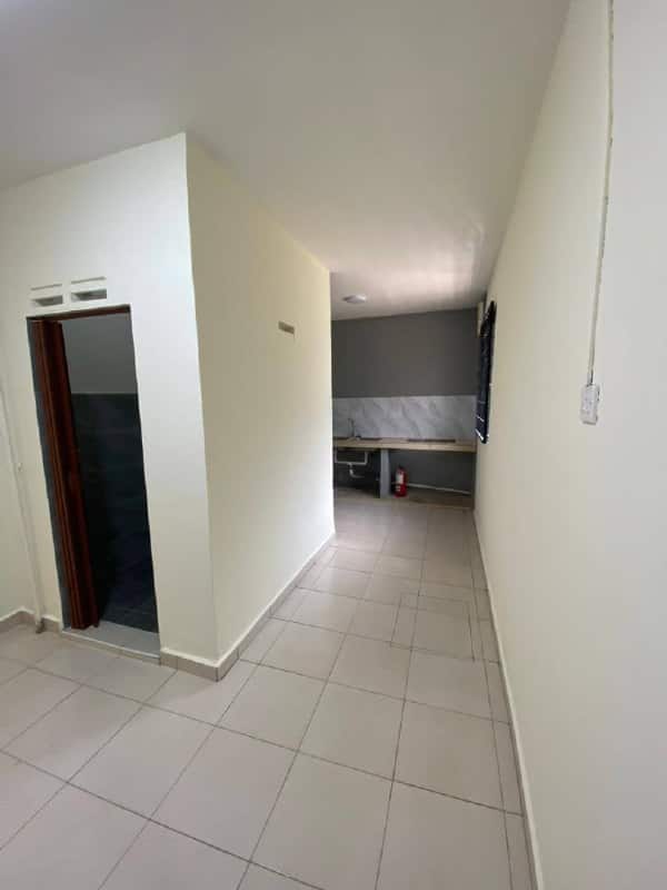 Low Cost Flat Taman Pelangi Indah 6