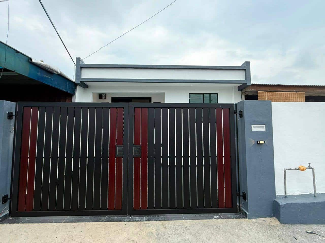 Double storey Intermediate Setia Tropika 7