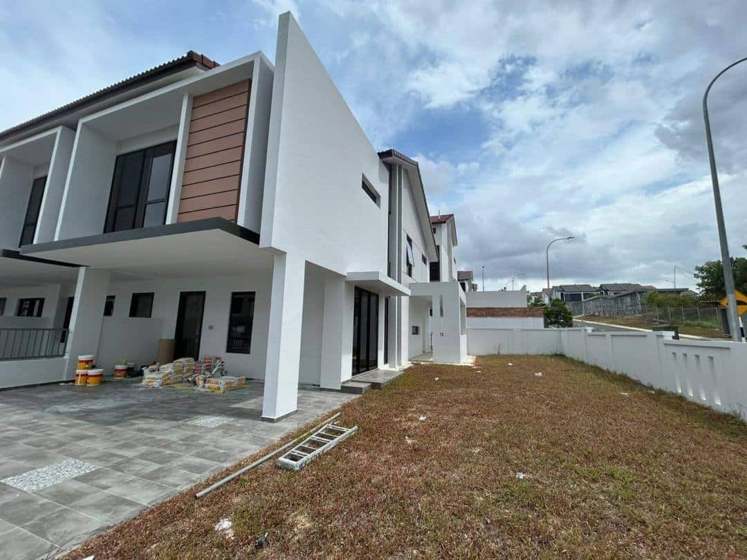 Double Storey Low Cost Taman Nora Ulu Tiram 4