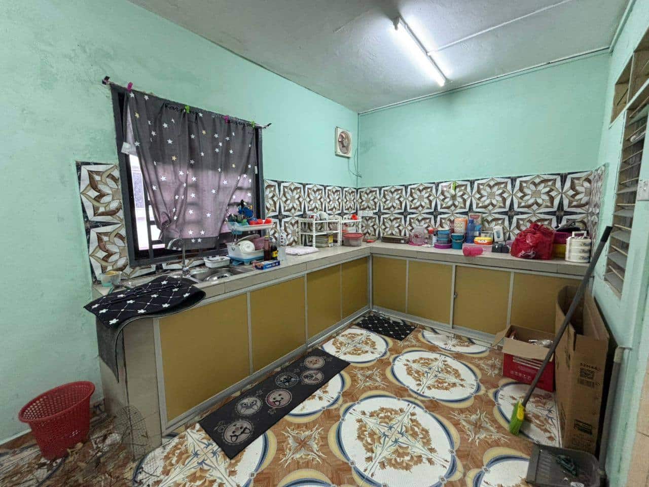 1-Storey Medium Low Cost Intermediate Taman saga 7