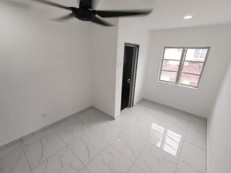 Double storey Bandar Pulai Jaya 6