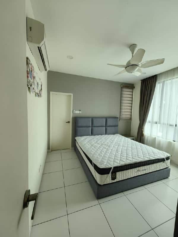 Condo Setia Tropika 4