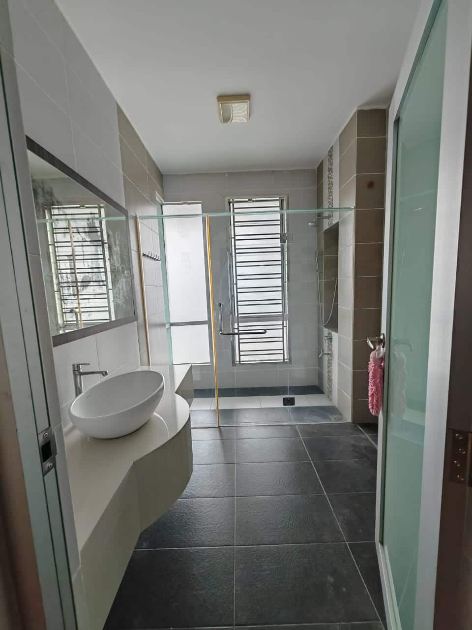 2.5 Storey Corner Sutera Utama 3