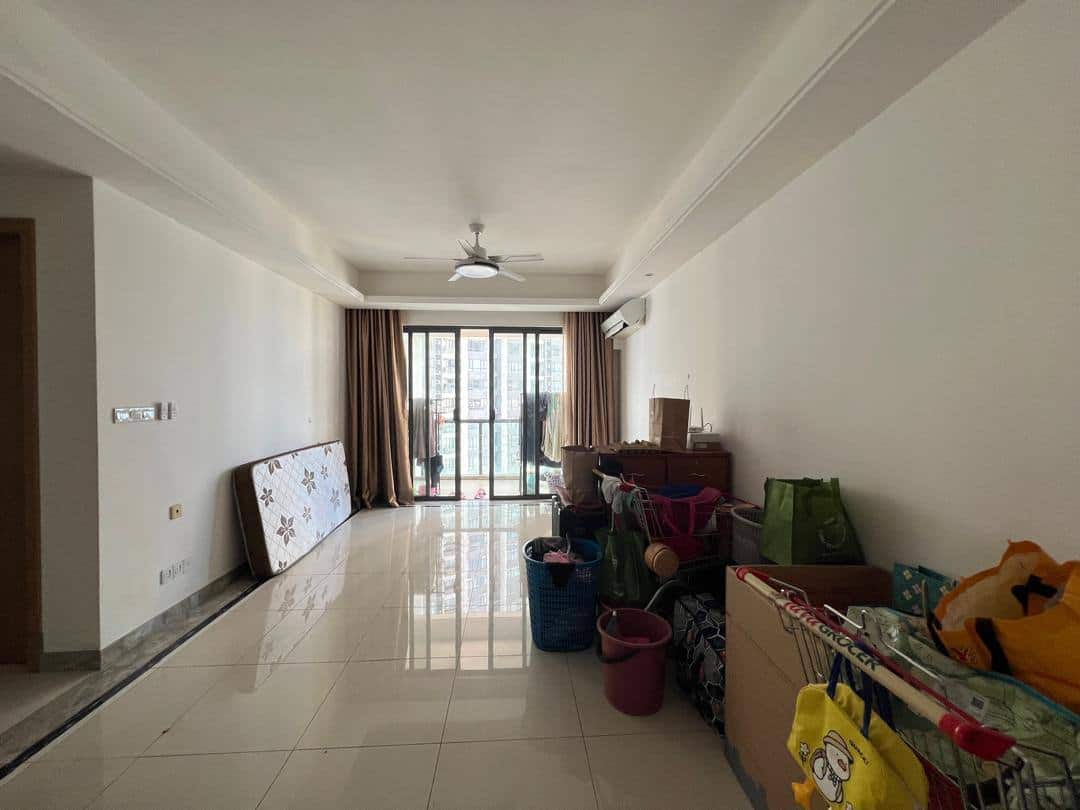 Condominium R&F Princess Cove 5