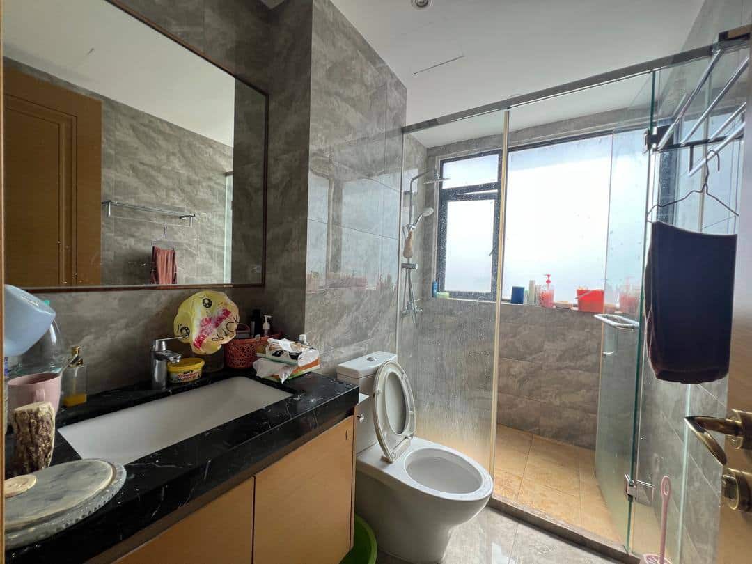 Condominium R&F Princess Cove 12