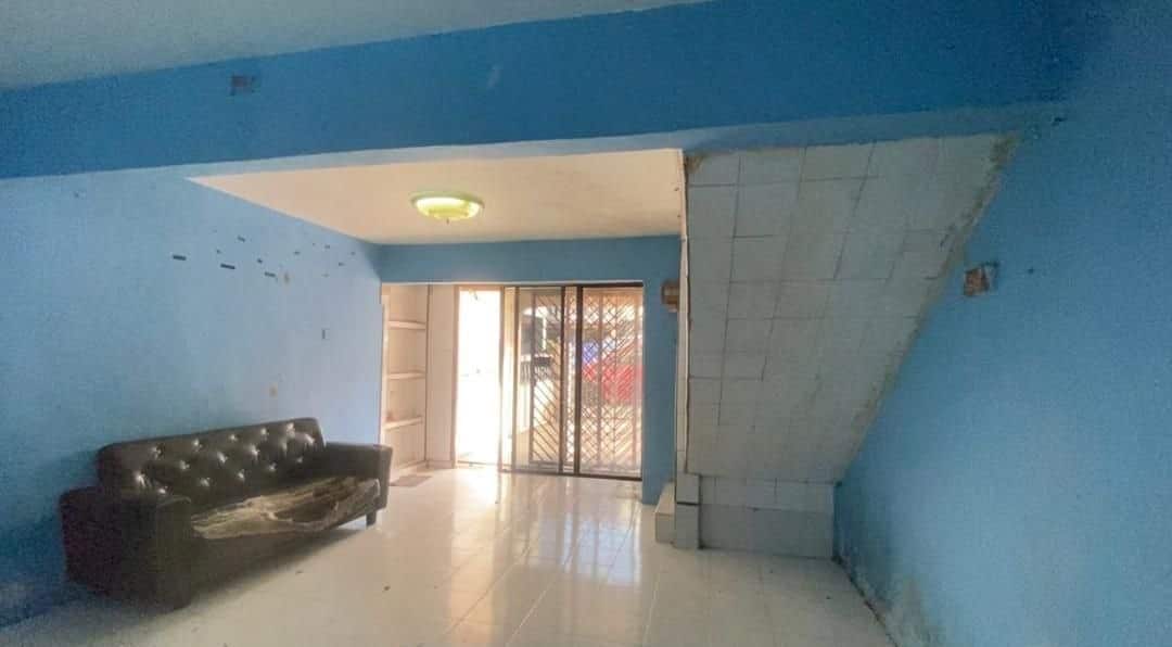Double Storey Low Cost Kota Puteri 2