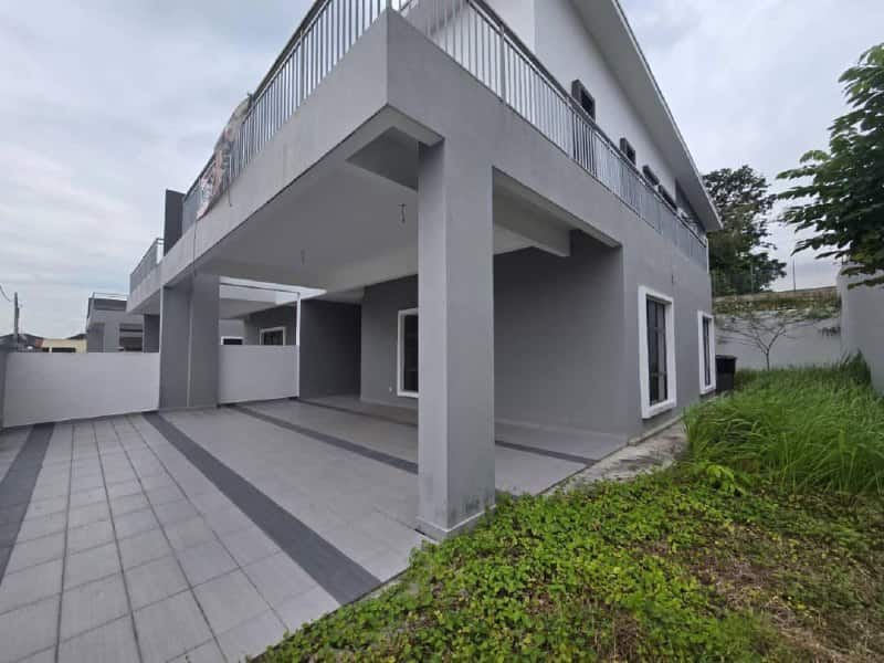 Double Storey Semi D Jalan senai utama 1 1