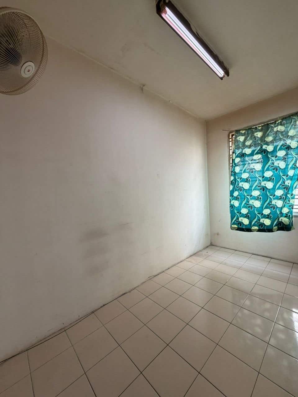 2.5 Storey Mega Ria Jalan Bayan 8