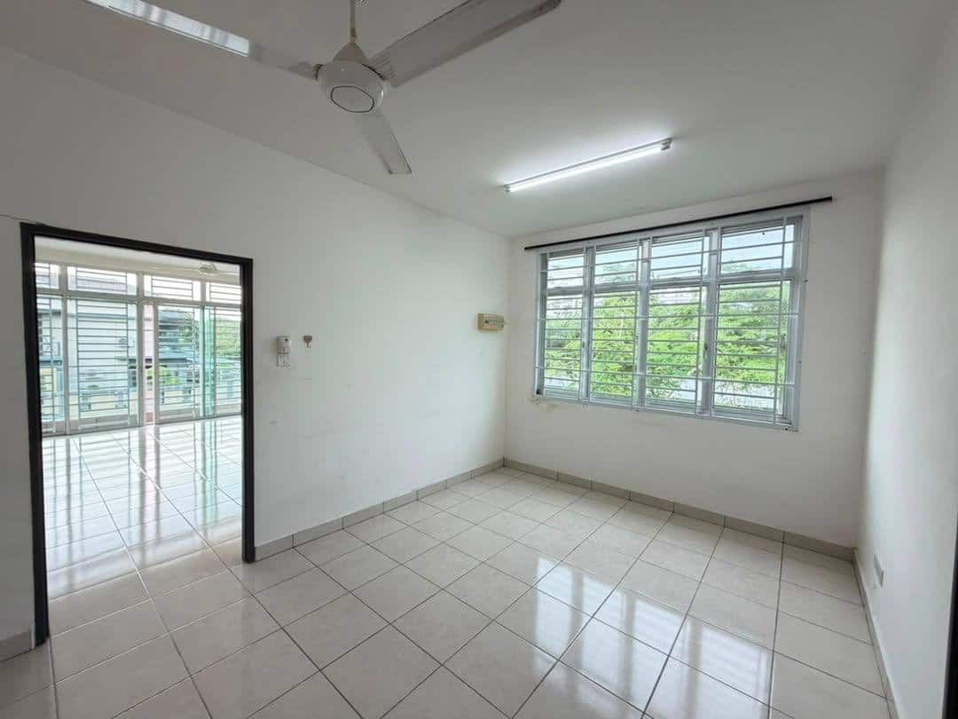 2-Storey Terrace EndLot Uda Utama 7