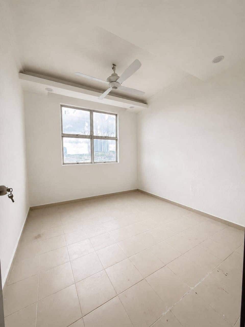Lake View Suite Taman Austin Perdana 4
