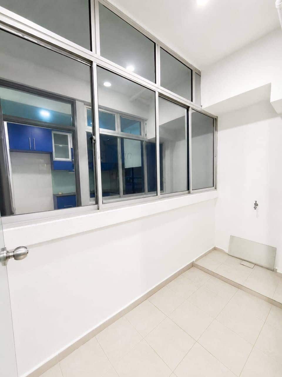 Lake View Suite Taman Austin Perdana 7