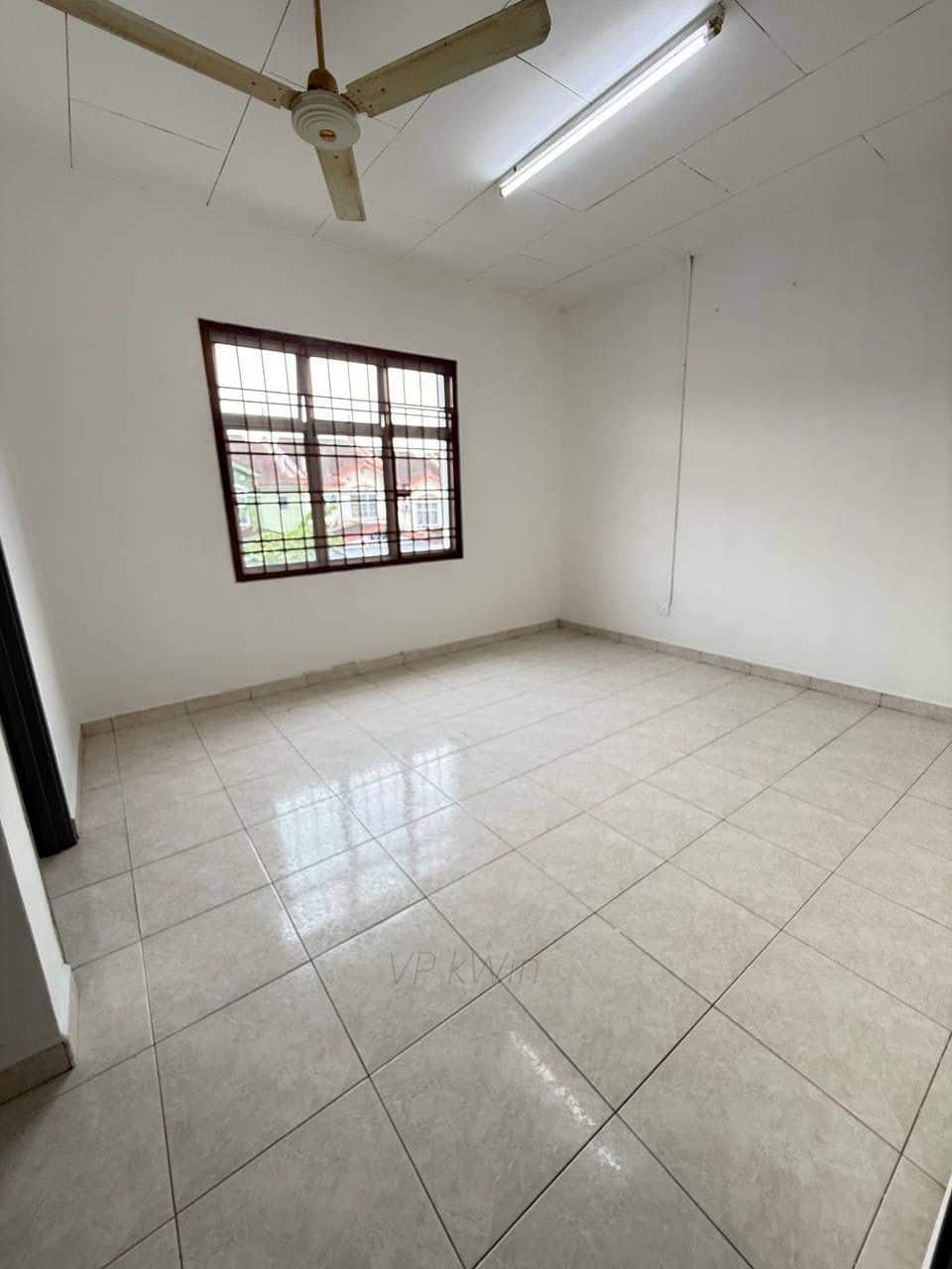 Double Storey Terrace House Taman Pulai Indah 4