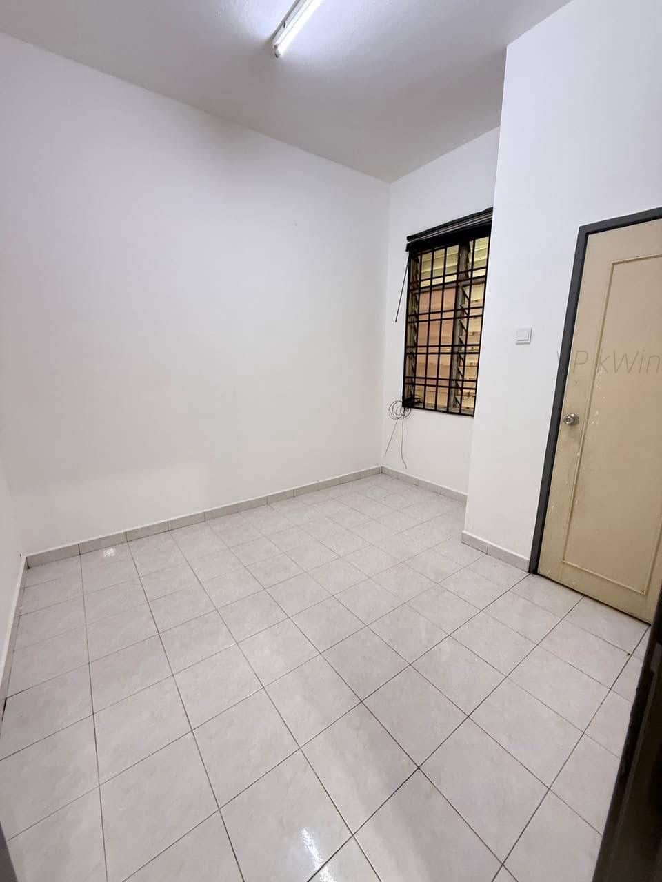 Double Storey Terrace House Taman Pulai Indah 11