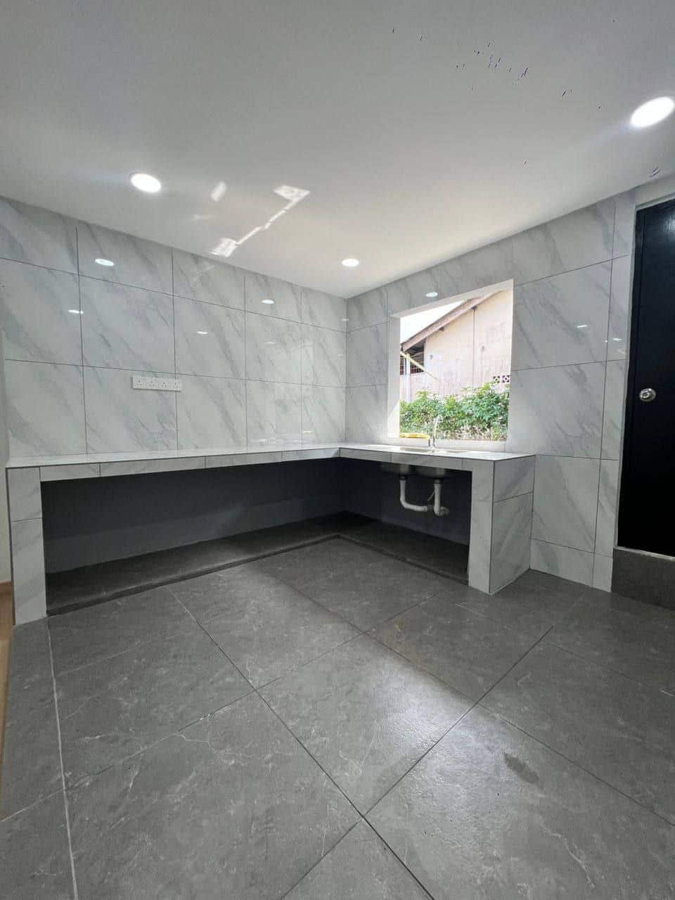 Single Storey Terrace (End Lot) Taman Puteri Wangsa 5