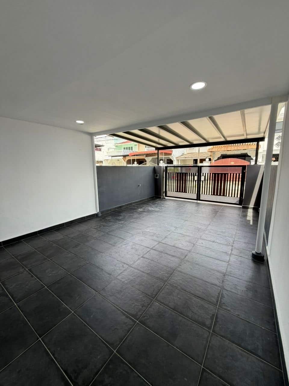 Double Storey Low Cost House Jalan Teratai 71 3